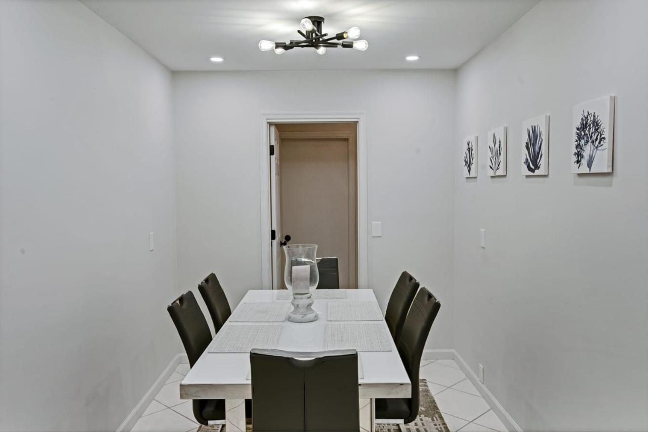 Cinderella'S Beach Cottage North Palm Beach Exterior foto